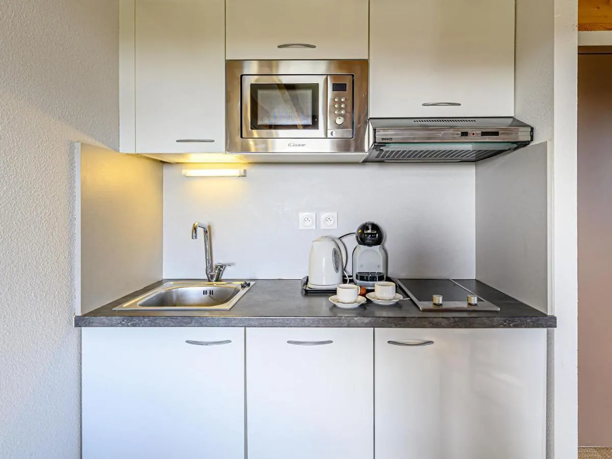 Apartment Le Chateau De Kergonano-13 By Interhome Baden Francia