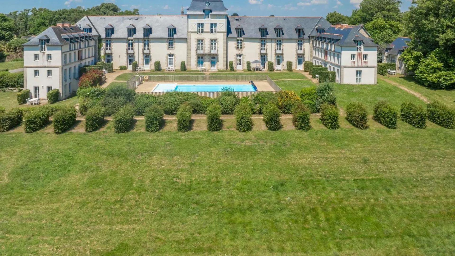 Apartment Le Chateau De Kergonano-13 By Interhome Baden 0*,